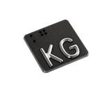 Taktiles Handlaufschild flach Aluminium schwarz eloxiert mit silberner Schrift, freigestellt